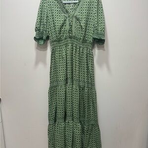 Max Studio Green Geometric Maxi Dress